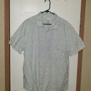 Gap short sleeved button down shirt